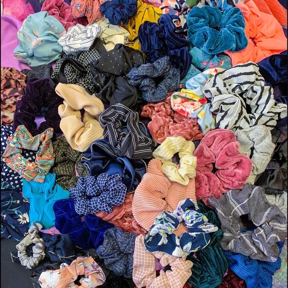 🎀Random Assorted 500 Hair Tie Scrunchies Mixed Lot🎀